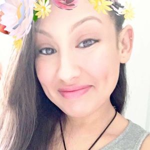 Meet your Posher, Brisa